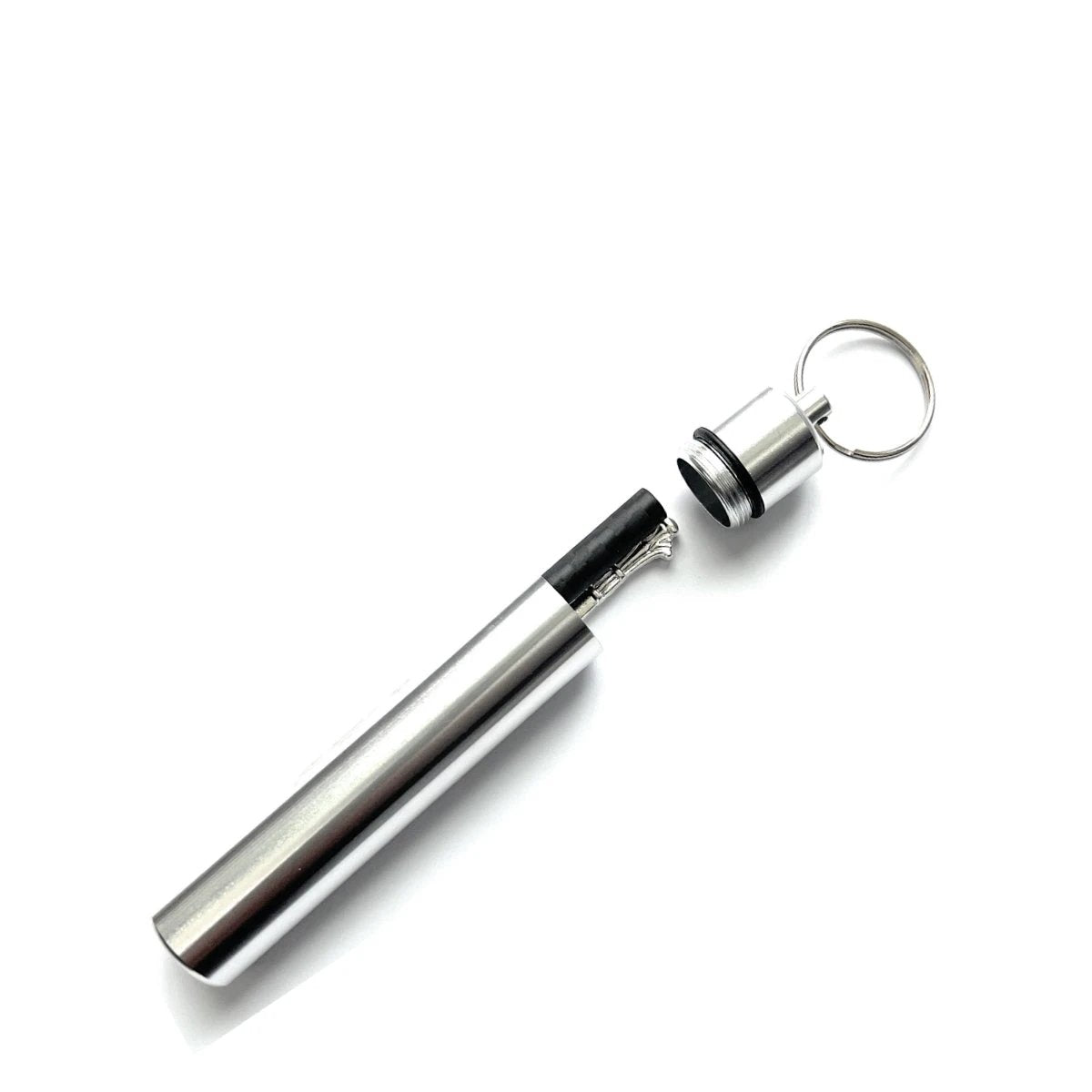 XL Aluminium-Pillenbox mit Schlüsselanhänger – Silber, inkl. Carbon-Röhrchen & Silbernem Löffel V8 -  from DieBallerei