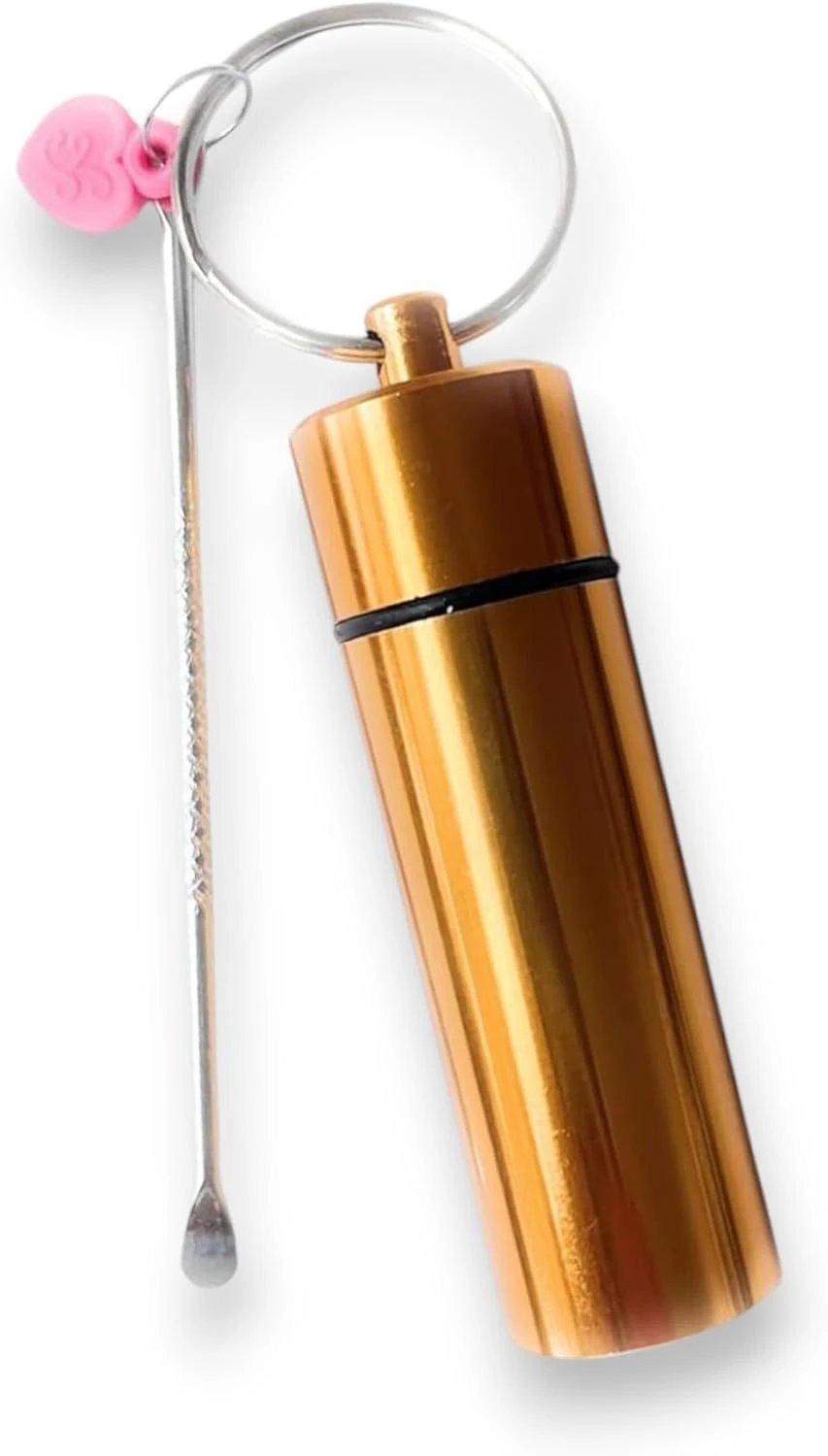 Verschließbare Aluminium-Pillenbox mit Löffel – Gold -  from DieBallerei