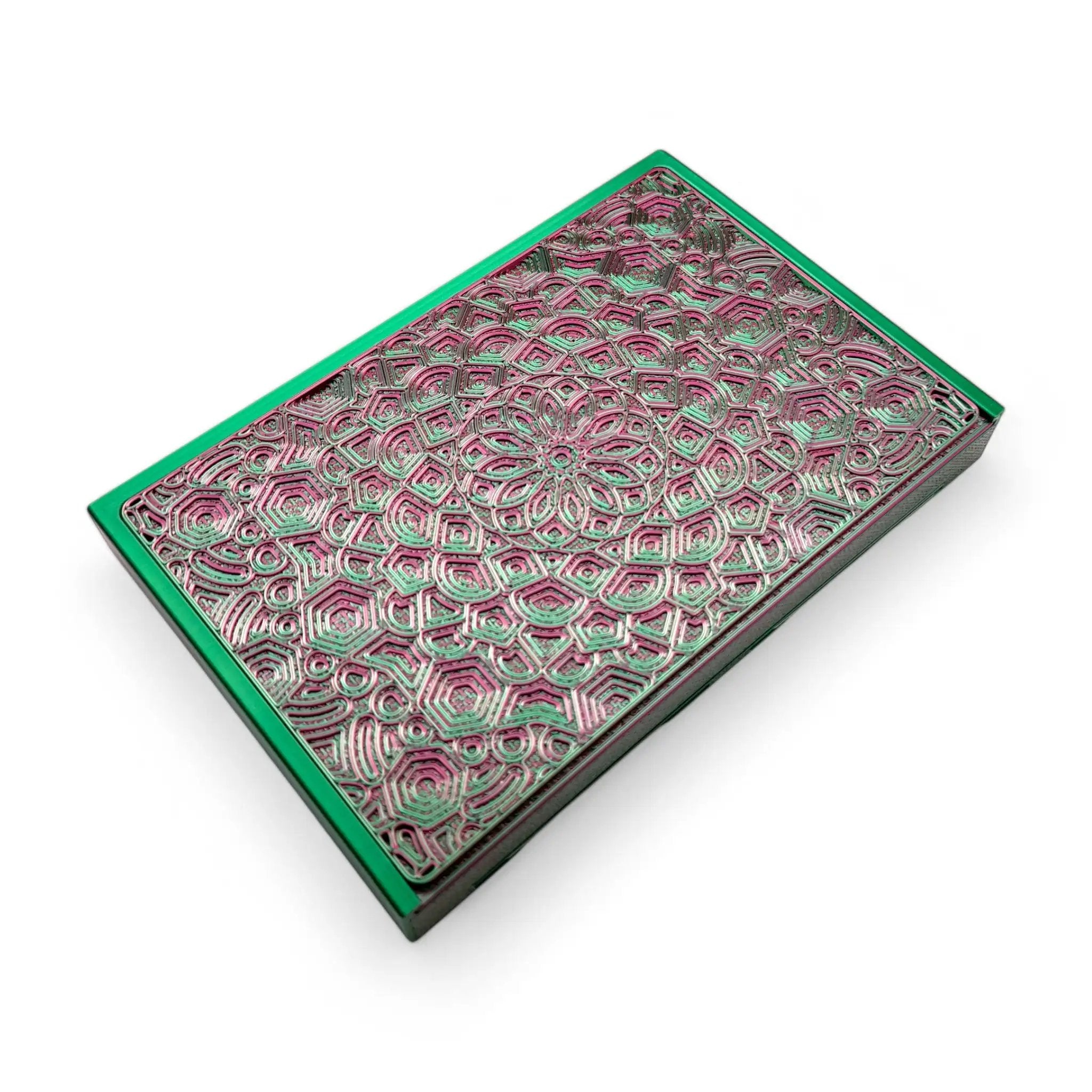 Baller-Box XL Everlasting Fractals inkl. integriertem Spiegel, 2x Röhrchen und Hack-Karten Rot / Grün -  from DieBallerei