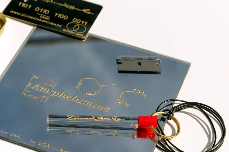 Das SchneeRöhrchen Set – Golden Line Limited Edition ✨ BB-Style Amphetamine mit Molekül -  from DieBallerei