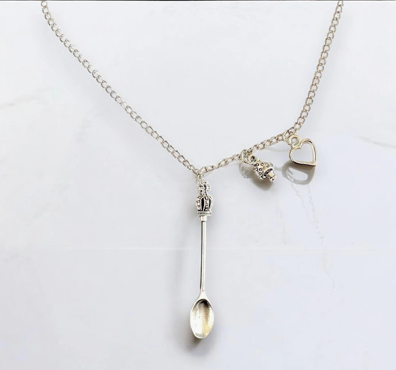 Eleganter Mini-Löffel Anhänger Krone und Herz/Pilz Charms mit 45 cm silberner Halskette -  from DieBallerei