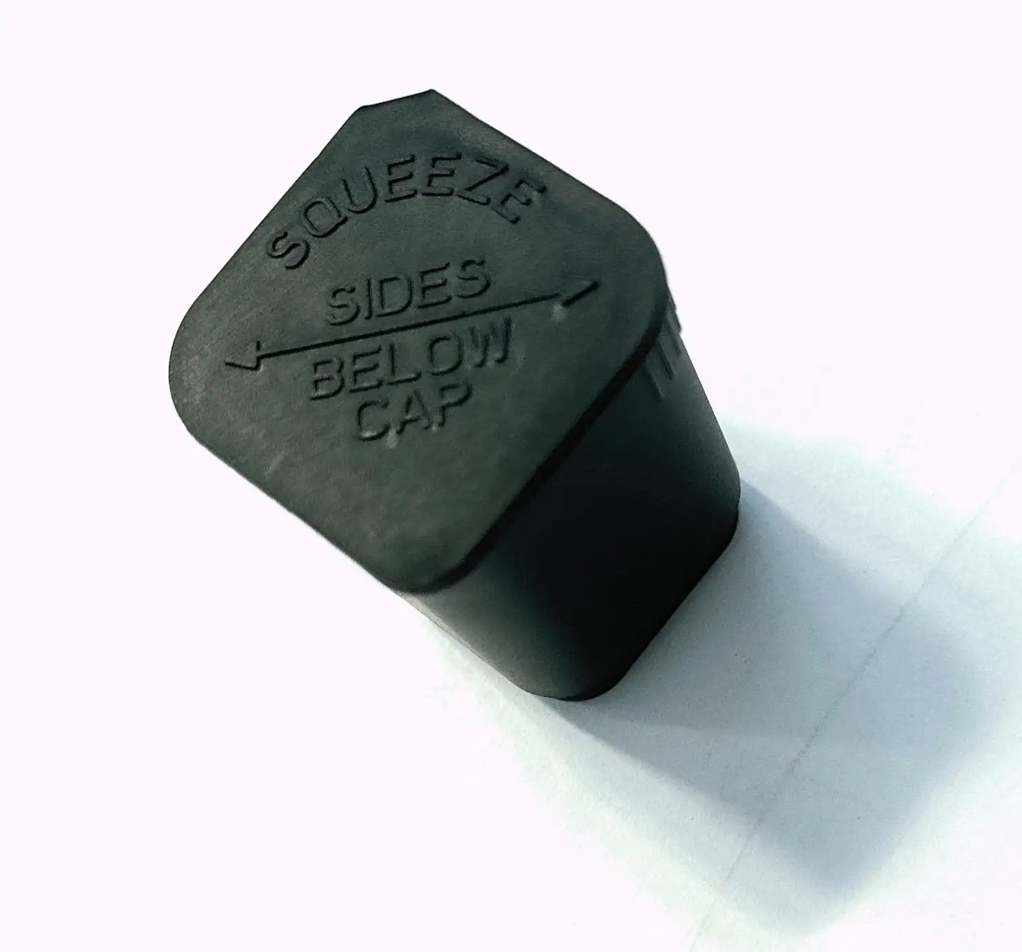 Kompakte Kunststoffdose – Geruchsdicht & Feuchtigkeitsresistent Squeeze Verschluss -  from DieBallerei