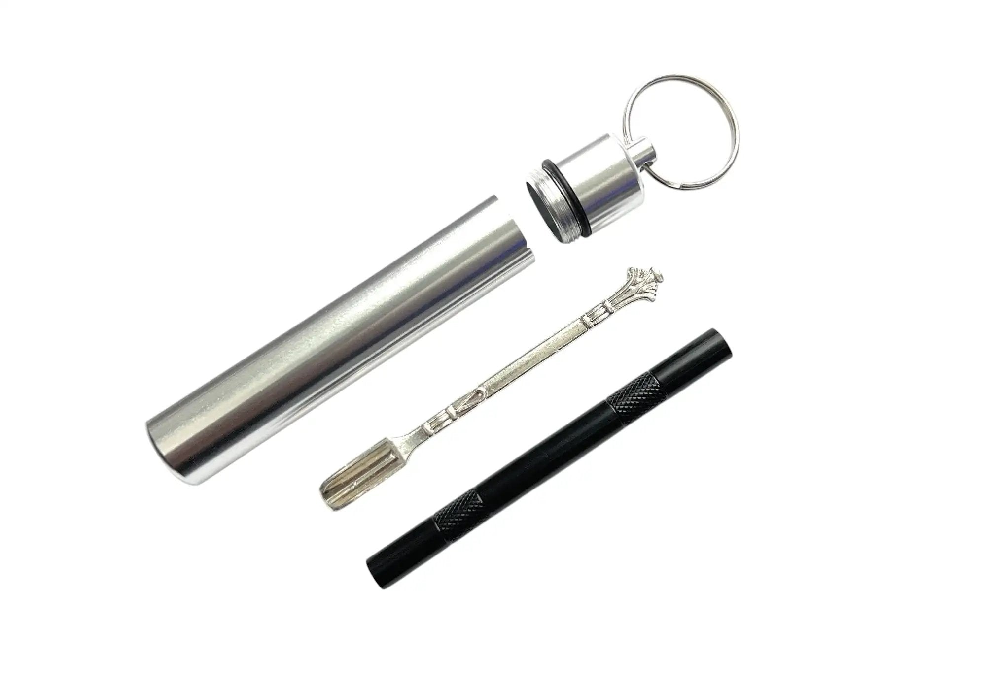 XL Aluminium-Pillenbox mit Schlüsselanhänger – Silber, inkl. Schwarzem Matt-Röhrchen & Silbernem Löffel V5 -  from DieBallerei