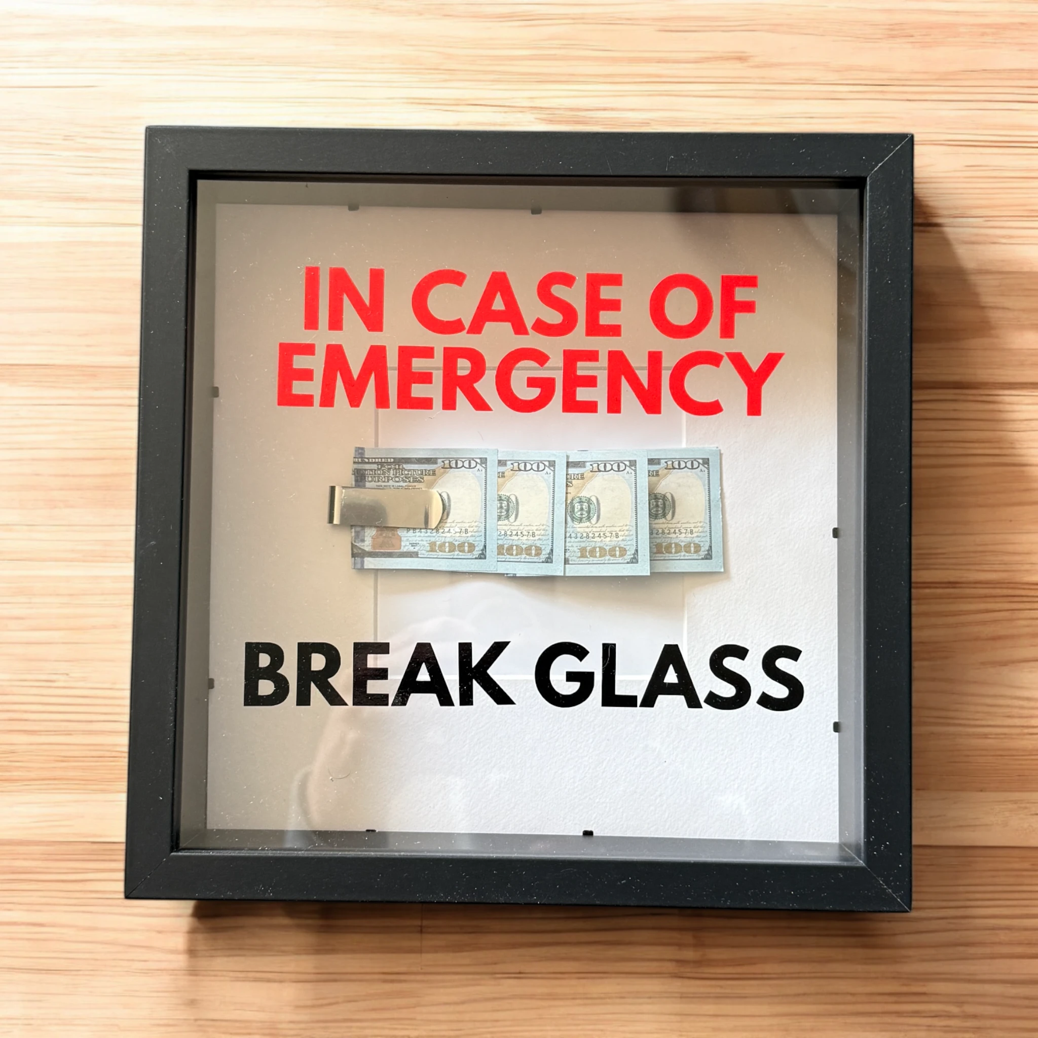 In Case of Emergency Break Glass – Wandbild mit DOLLAR-Scheinen V2 in schwarz -  from DieBallerei