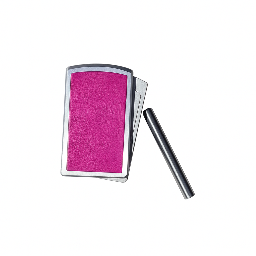 Nysberry – Exklusive Ritual Leather Pink Edelstahl-Dose mit integriertem Spender im luxuriösem Design