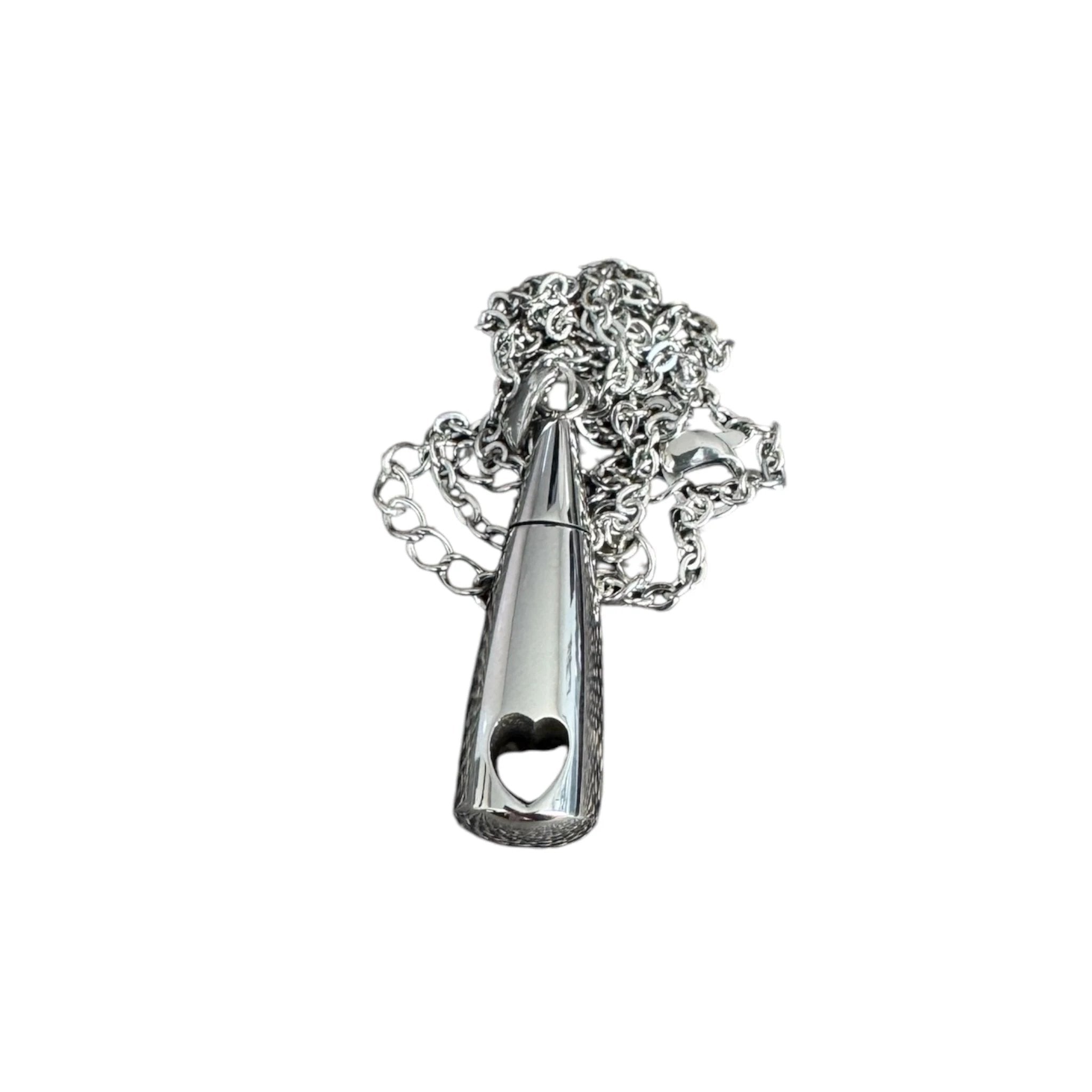 Elegante Halskette mit befüllbarem Kapsel-Anhänger und Herzdetail – silberfarben, 28 cm -  from DieBallerei