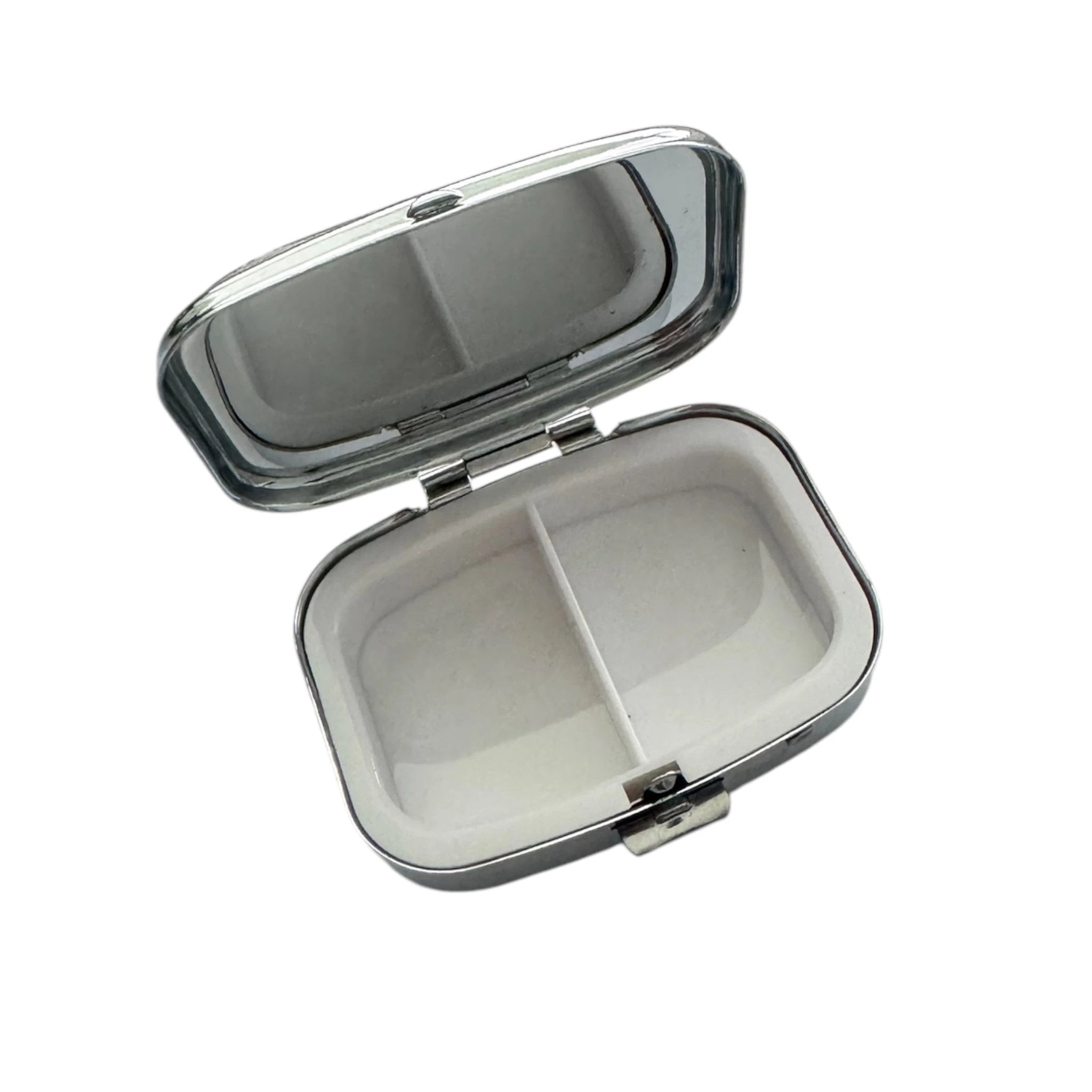 Pillendose „Take a Chill Pill, Bro!“ – kompakt, cool, klar verteilt -  from DieBallerei