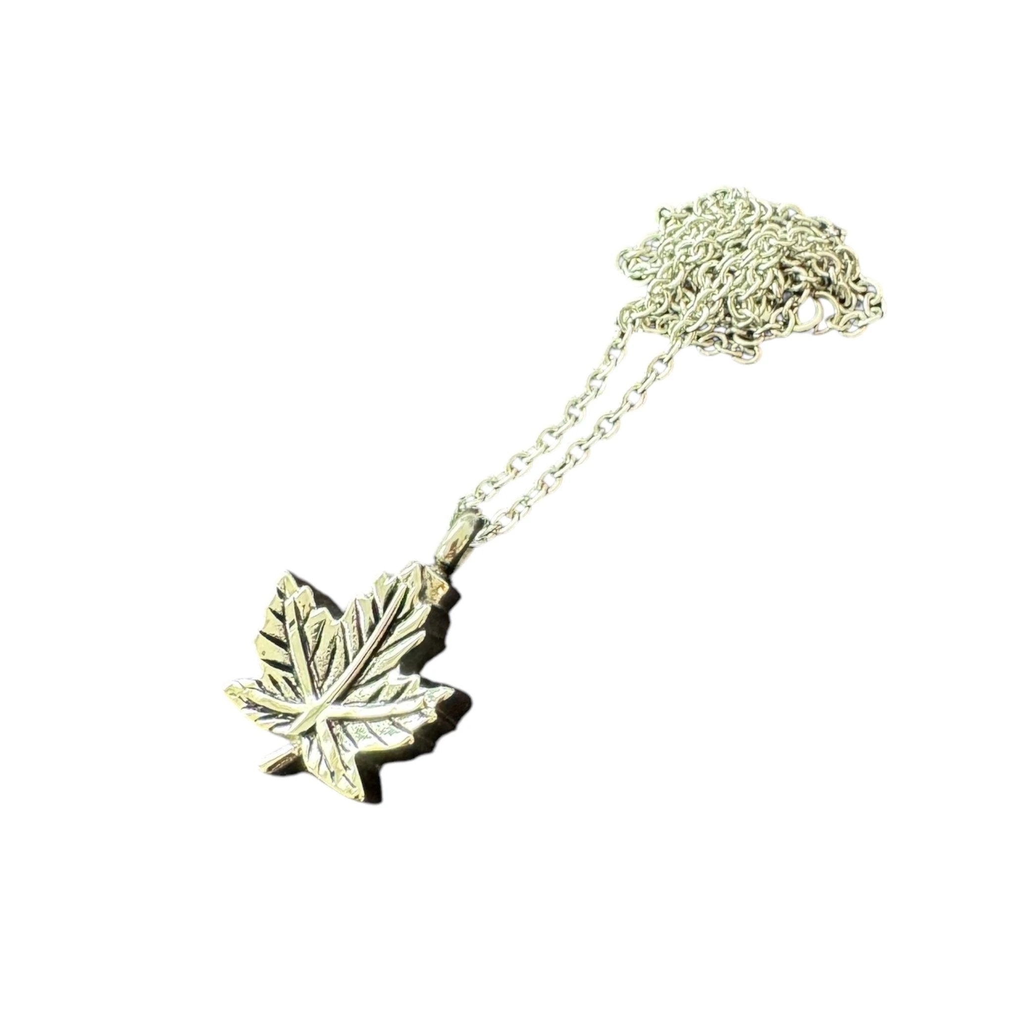 Versteck-Kette mit Hanfblatt-Anhänger – inkl. Mini-Trichter, ca. 30 cm -  from DieBallerei