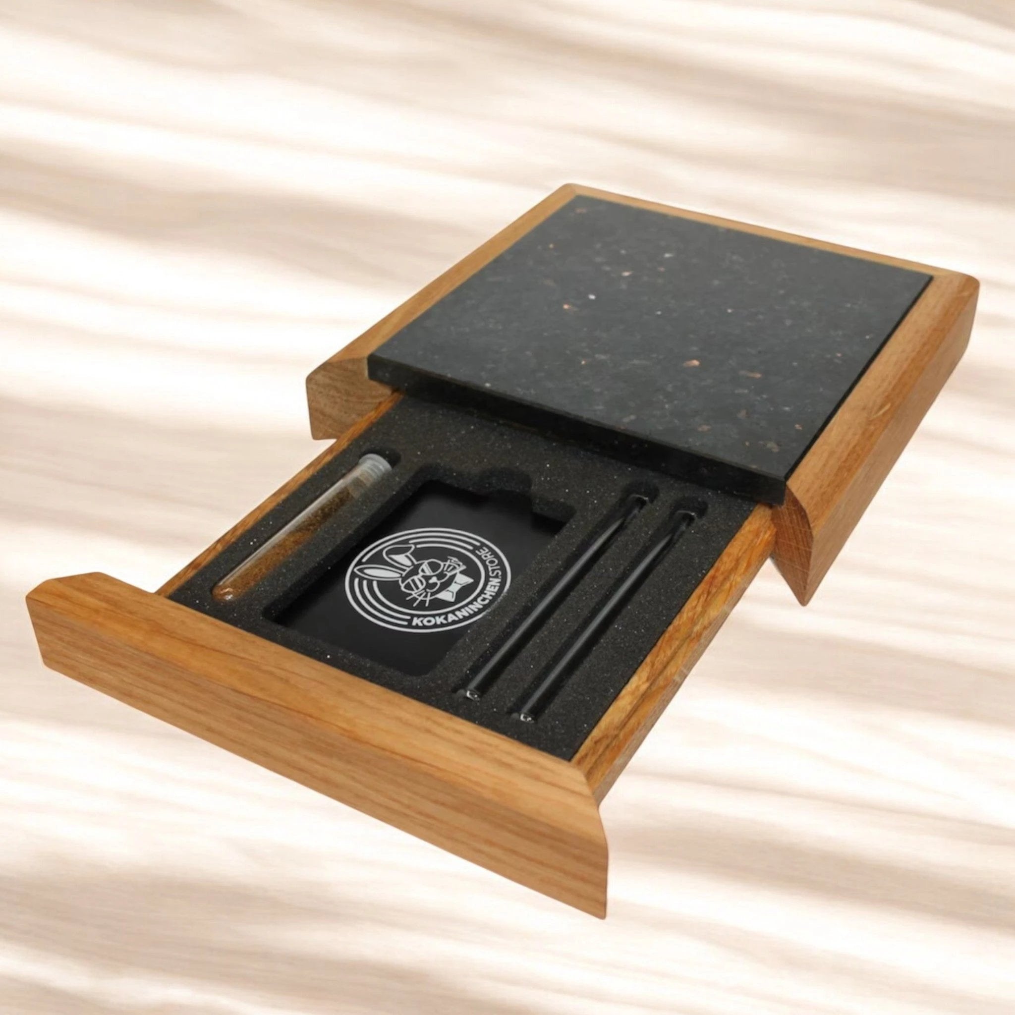 Kokaninchen Granit Untersetzer "GoldenGalaxy" hochwertige Aufbewahrungsschublade, Tassenuntersetzer, hochwertige Granitplatte -  from DieBallerei