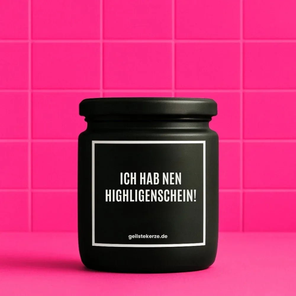 Duftkerze „ICH HAB NEN HIGHLIGENSCHEIN!“ von geilstekerze – Ansicht 1