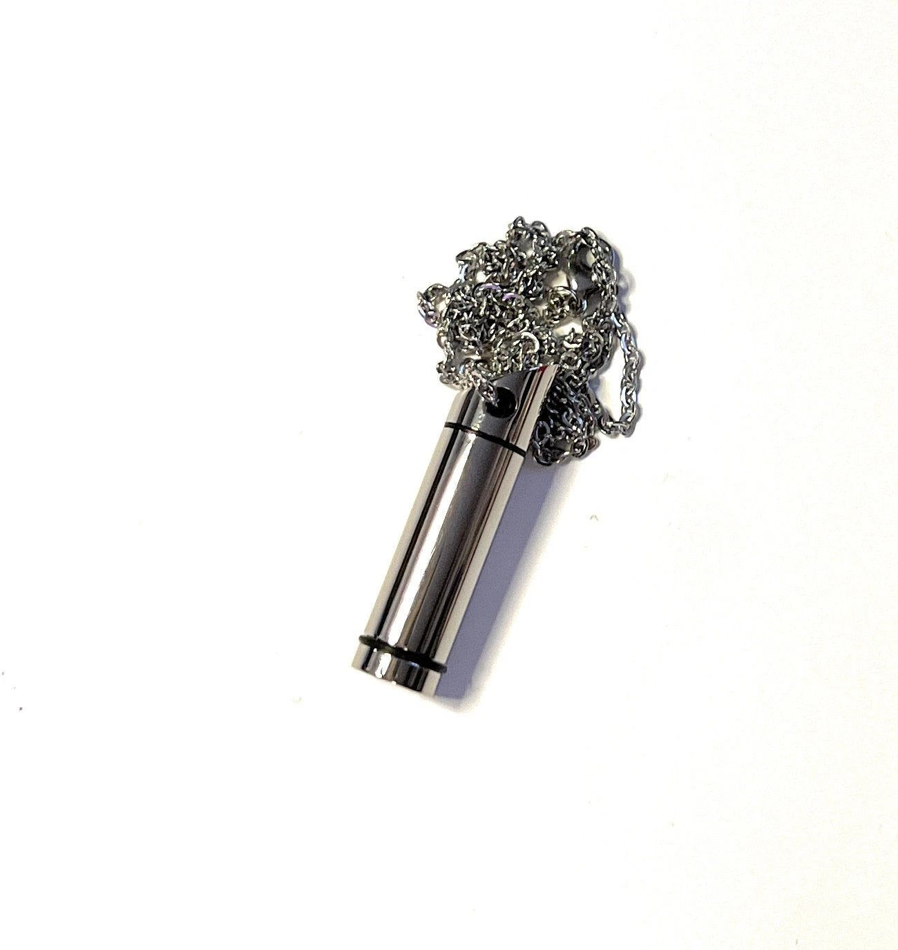 Edle Edelstahl-Halskette mit befüllbarer Kapsel – Silber -  from DieBallerei