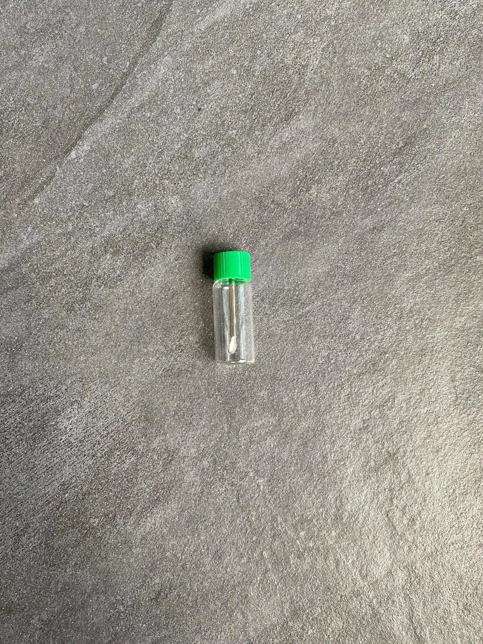 Baller-Fläschchen mit Teleskoplöffel – Klar mit grünem Deckel -  from DieBallerei