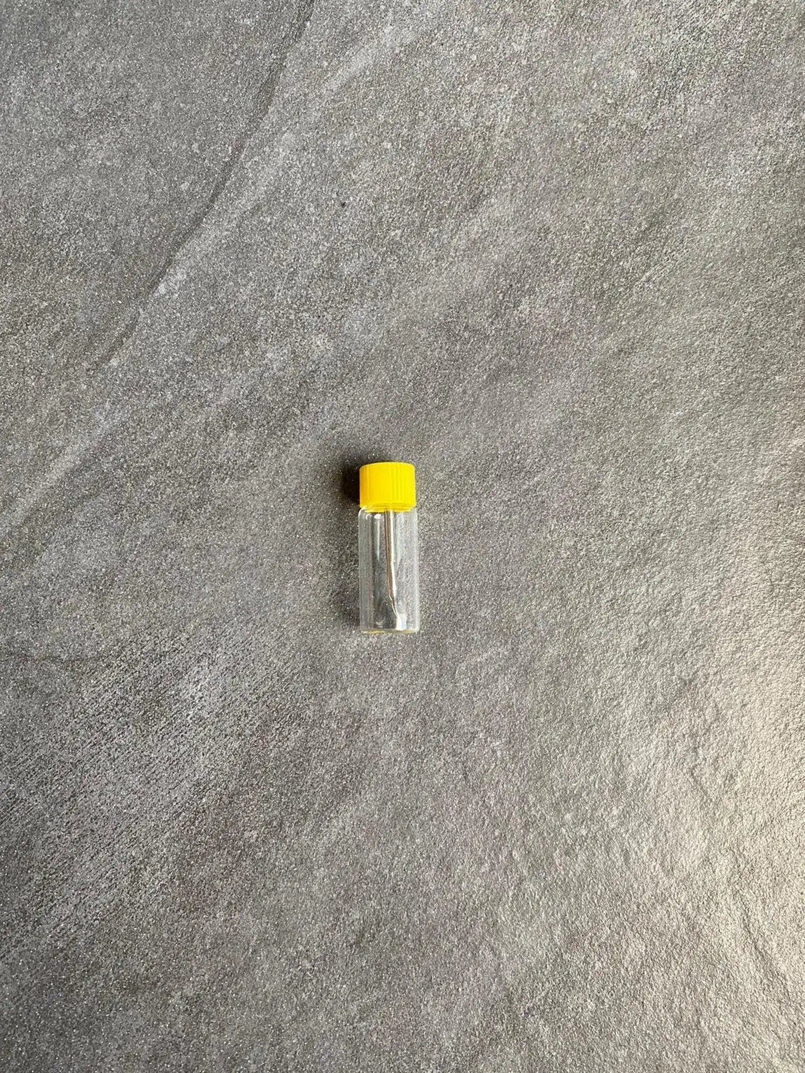 Baller-Fläschchen mit Teleskoplöffel – Klar mit gelbem Deckel - from DieBallerei