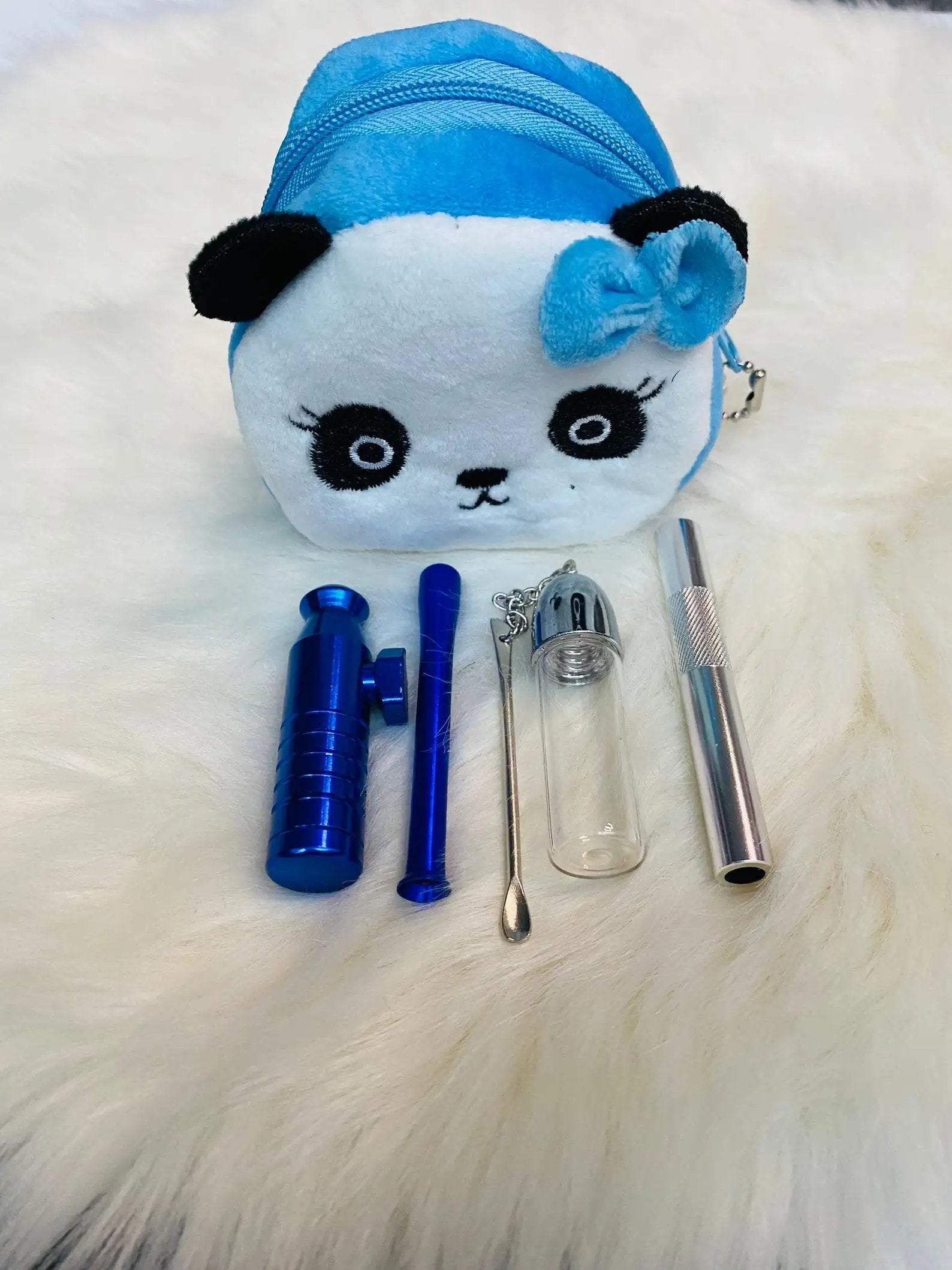 Set "Panda Blue" – Stylisches Zubehör im weichem Panda-Plüsch-Case -  from DieBallerei