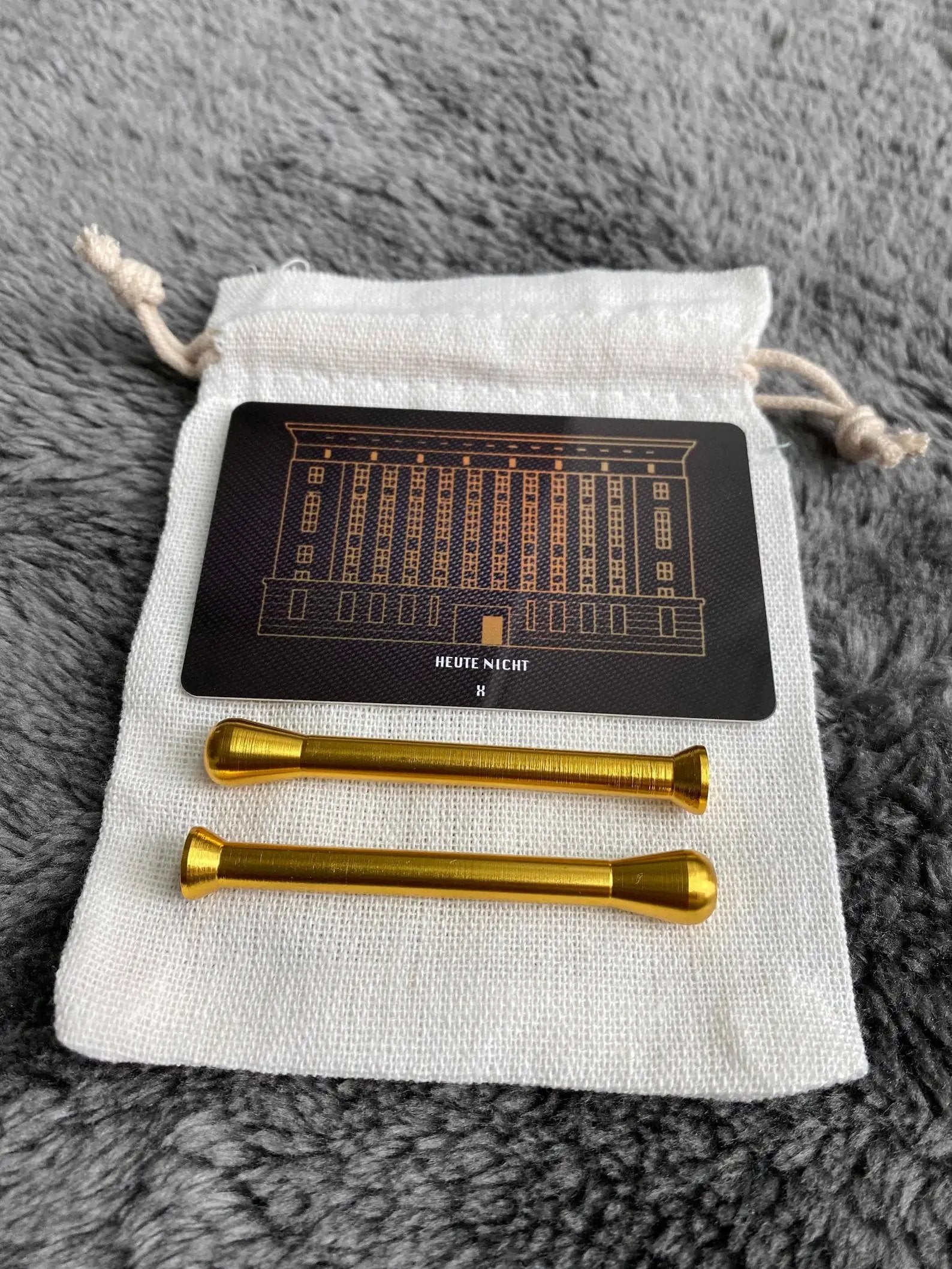 Mini-Set "Berghain" – Stilvoll & Kompakt im Säckchen -  from DieBallerei