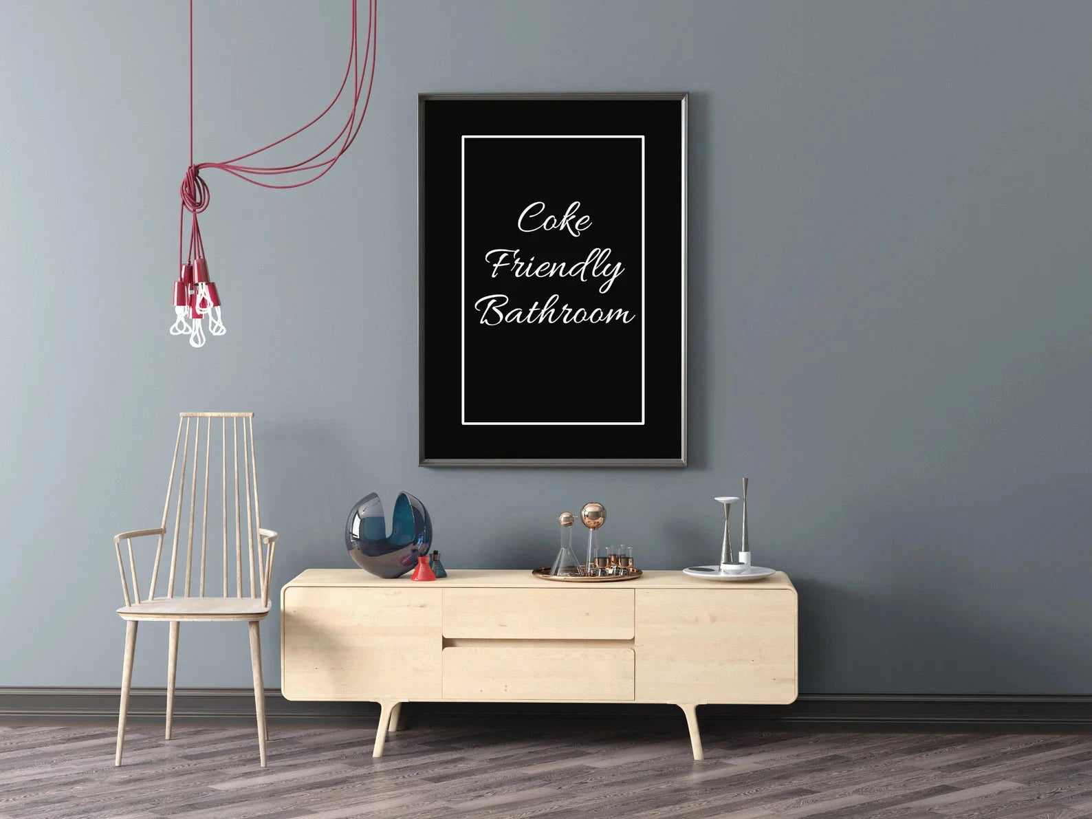 Poster „Coke Friendly Bathroom“ – Black & White Edition (DIN A3 mit Rahmen) -  from DieBallerei