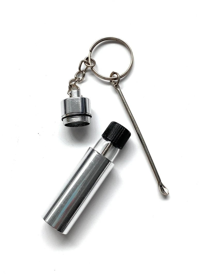 Baller-Fläschchen mit Teleskoplöffel + Aufbewahrungsbox mit Anhänger und Löffel -  from DieBallerei