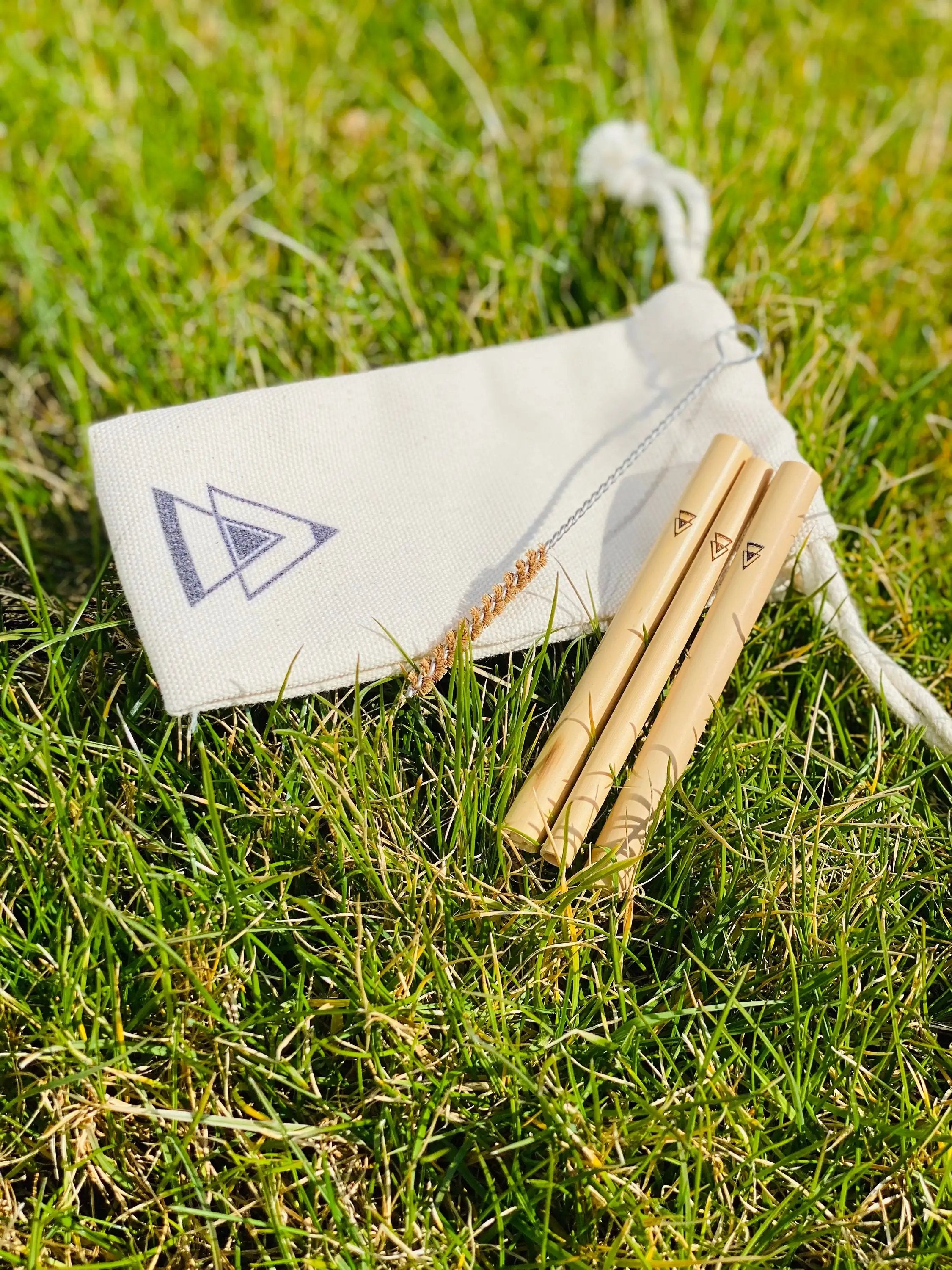 Nachhaltiges Bambus-Set – 3 Ziehröhrchen mit Reiniger & Aufbewahrungstasche -  from DieBallerei