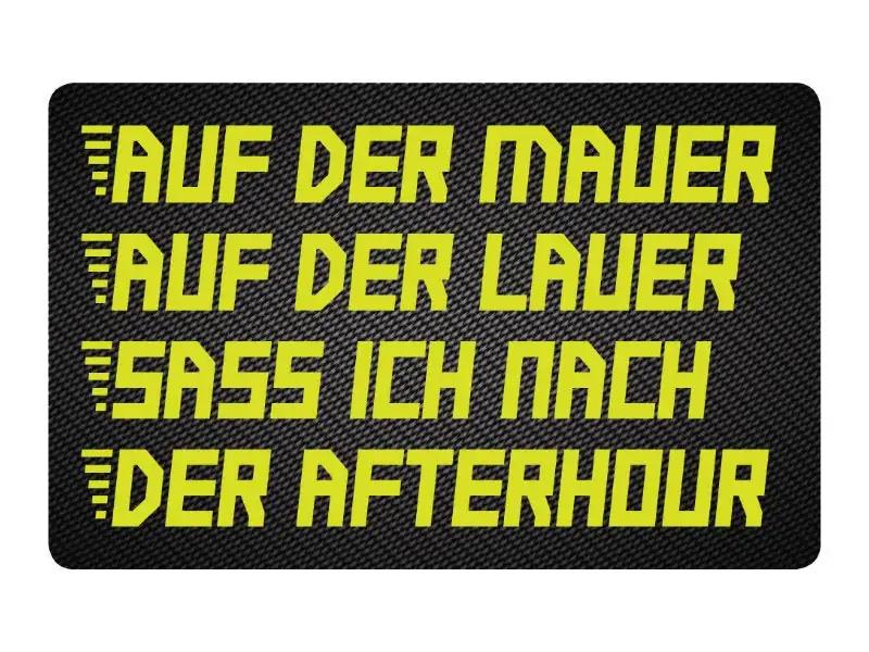 Zieh und Hack Karte im Carbon Look "Auf der Mauer auf der Lauer" – Stylisch und Praktisch -  from DieBallerei