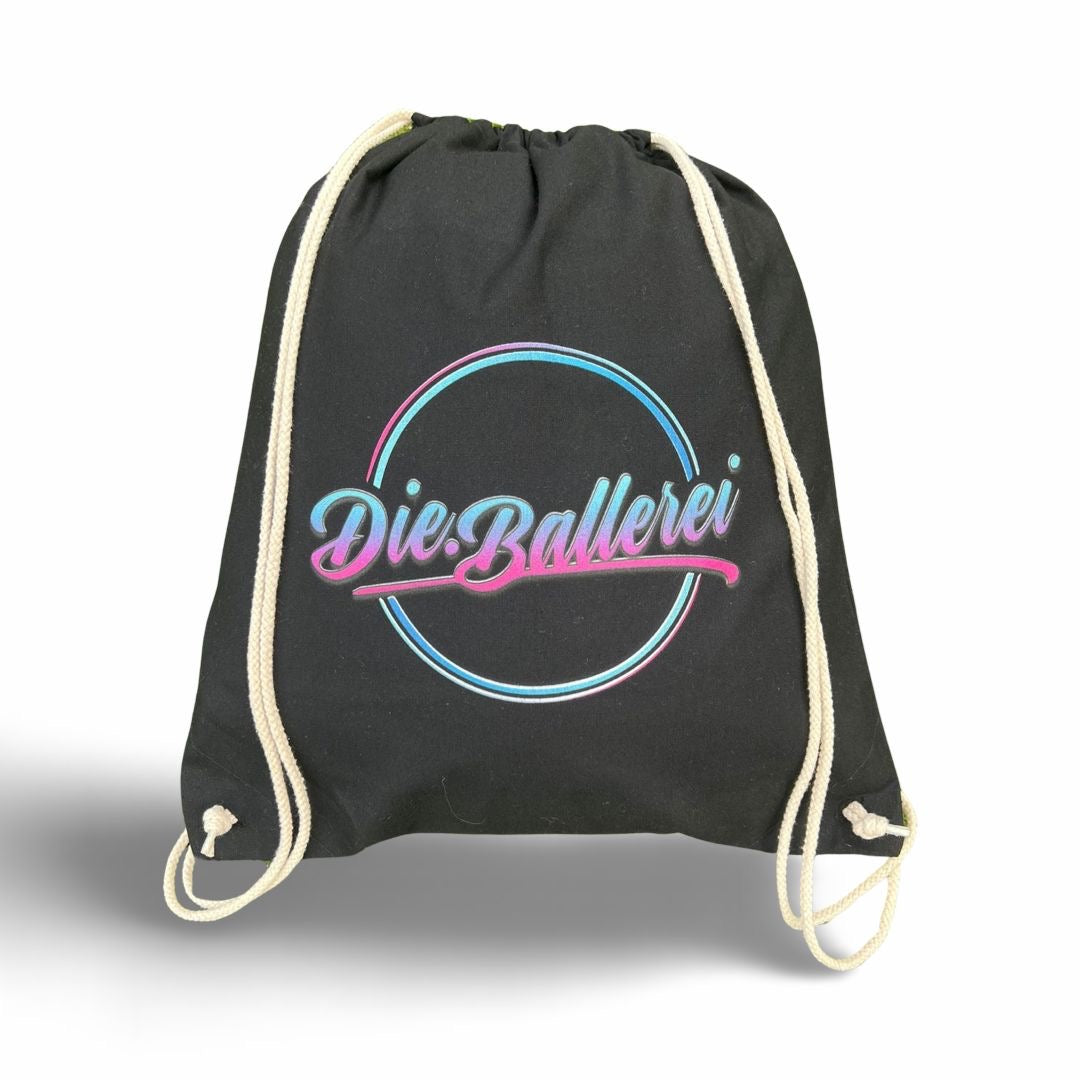 Die.Ballerei Turnbeutel Rucksack aus schwarzer Baumwolle mit großem "Die.Ballerei" Logo