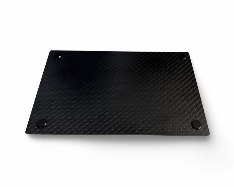 Exclusive square carbon fiber base (22 x 14cm) made of durable and long-lasting carbon, very stable and elegant including carbon card