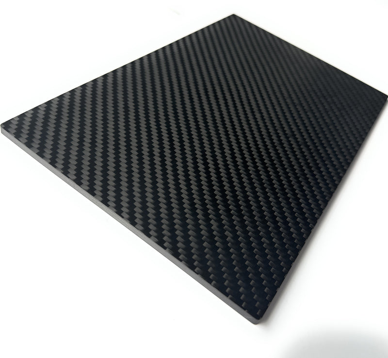 Exclusive square carbon fiber base (22 x 14cm) made of durable and long-lasting carbon, very stable and elegant including carbon card