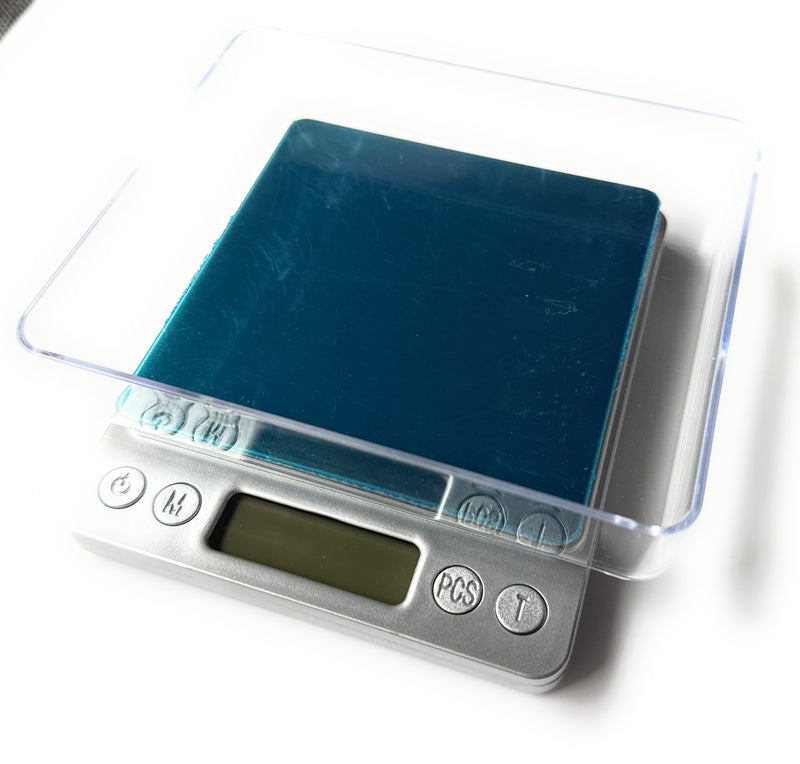 Precision scale/fine scale XL with protective lid and trays