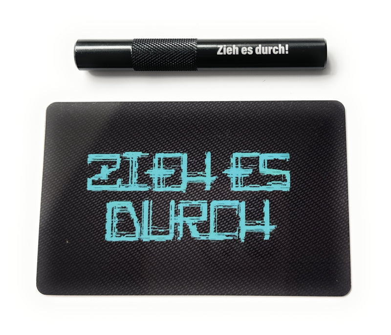 Alu Röhrchen Set in schwarz/geriffelt (70mm) mit Laser Gravur und Hack-Karte „Zieh es durch blau"