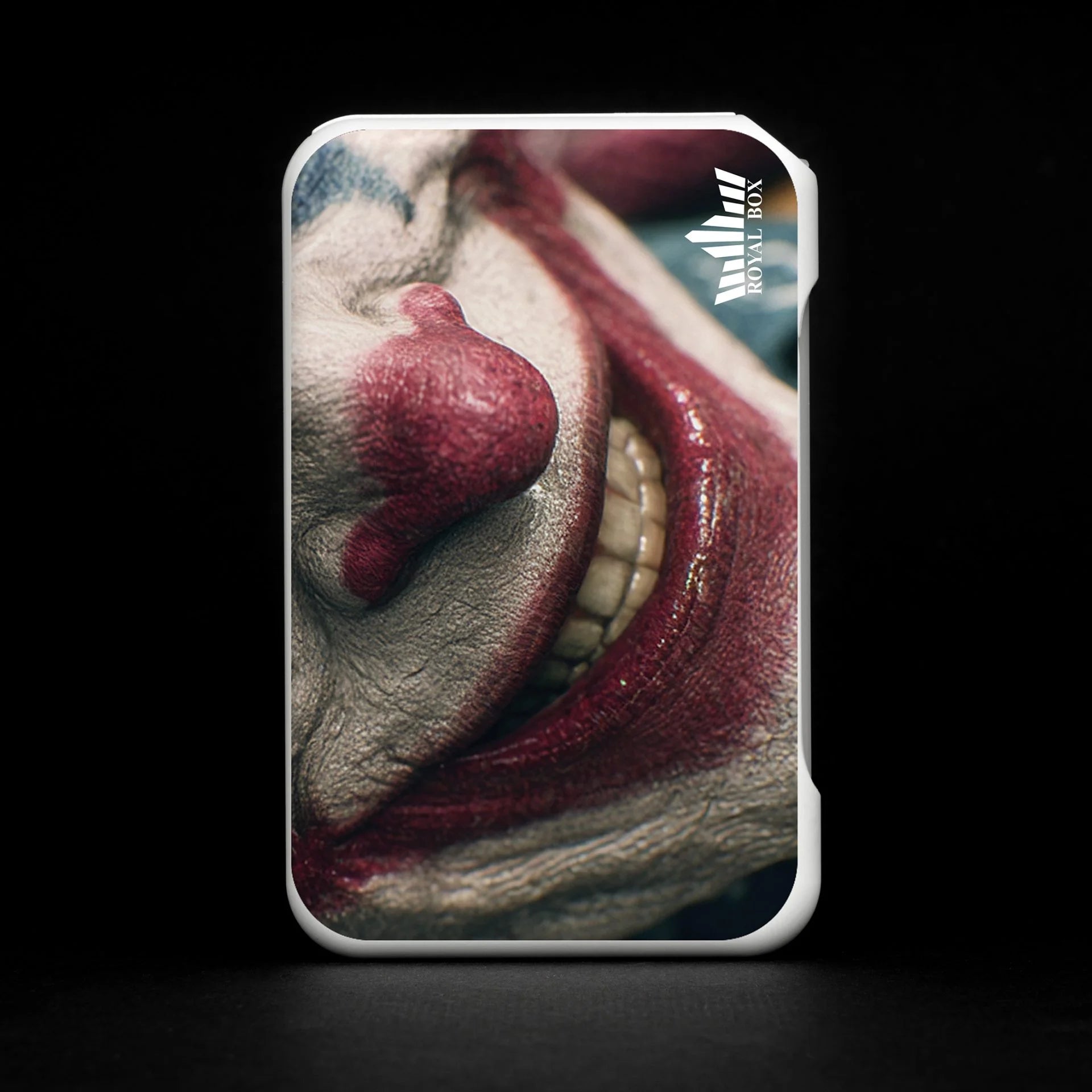 Royal Box Torpedo Joker Edition – White Version im ikonischen Villain-Design