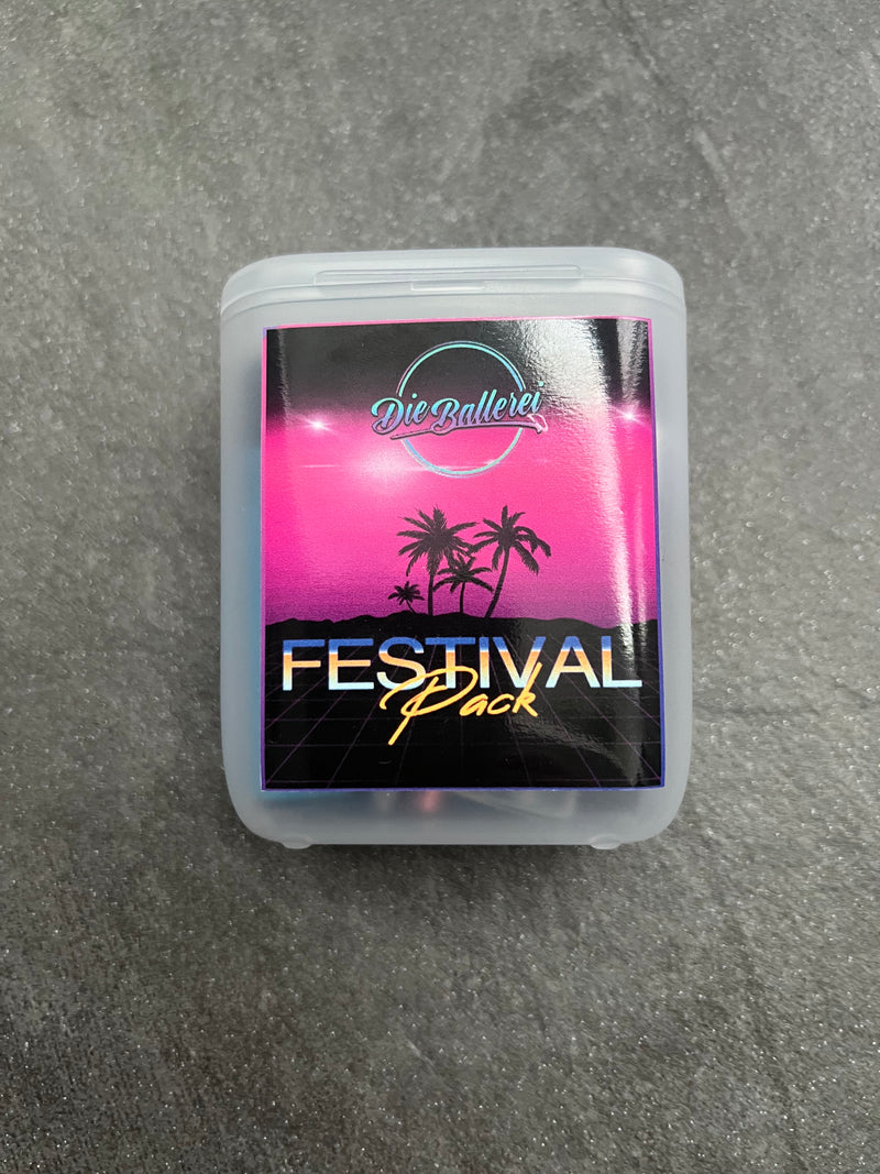 The ultimate festival pack (2 tubes, original royal box, hack card, XXL dispenser, capsules, clipper) in hard case - party pack