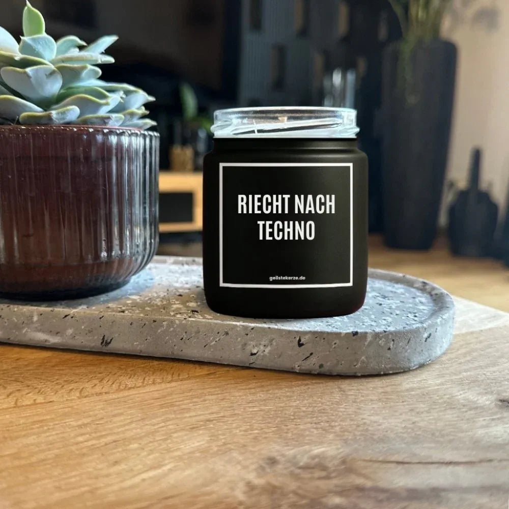 Duftkerze „RIECHT NACH TECHNO“ von geilstekerze – Ansicht 2