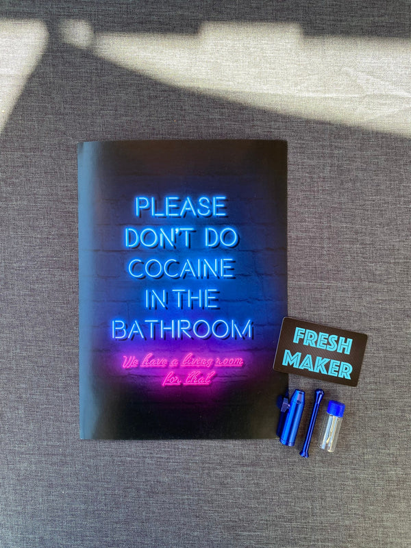 Gift Set Please don't do Cocaine in the bathroom Poster + tube, dispenser, dispenser with spoon and card Blue sniff snuff colds