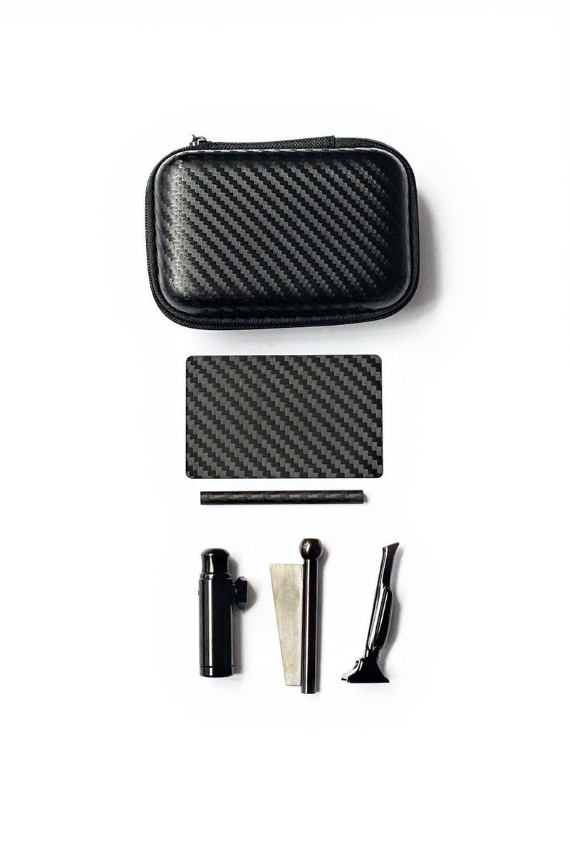 SET Carbon Schwarz Sniff Snuff Sniffer Schnupf Spender Dispenser (Carbon Röhrchen & Hack Karte, Dosierer, Ziehröhrchen) in Soft Case Black