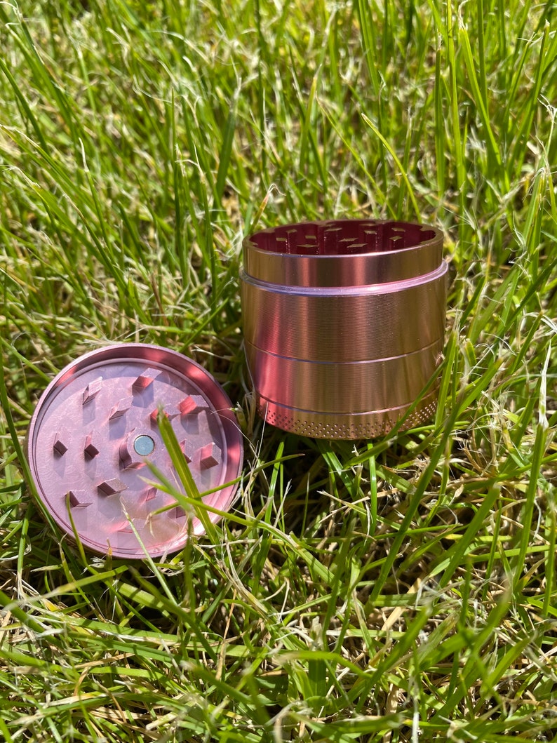 Grinder Rosé Pink (40mm) 4 Schichten Aluminium mit Magnet Smoking Mühle Rosa