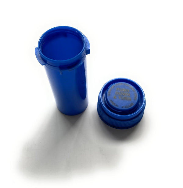 Tin for keeping fresh and storing small items/spices etc. approx. 7.5 cm push down and turn closure to prevent odors - blue