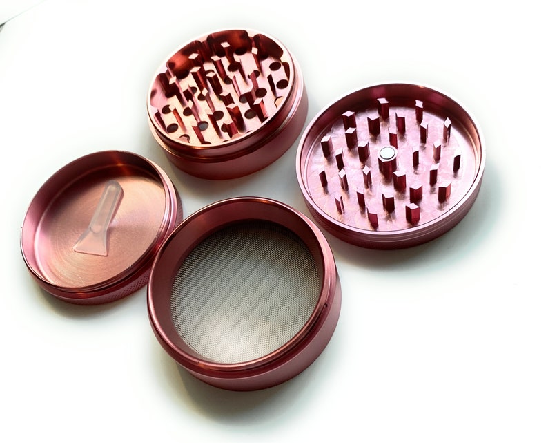 Grinder XXL Rosé Rose (63mm) 4 couches aluminium avec aimant Smoking Mill Rose