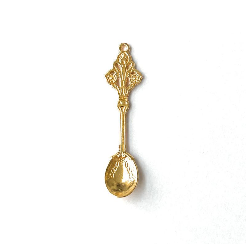 Pendant with extra large spoon (approx. 60mm) with decorations in gold/silver/bronze